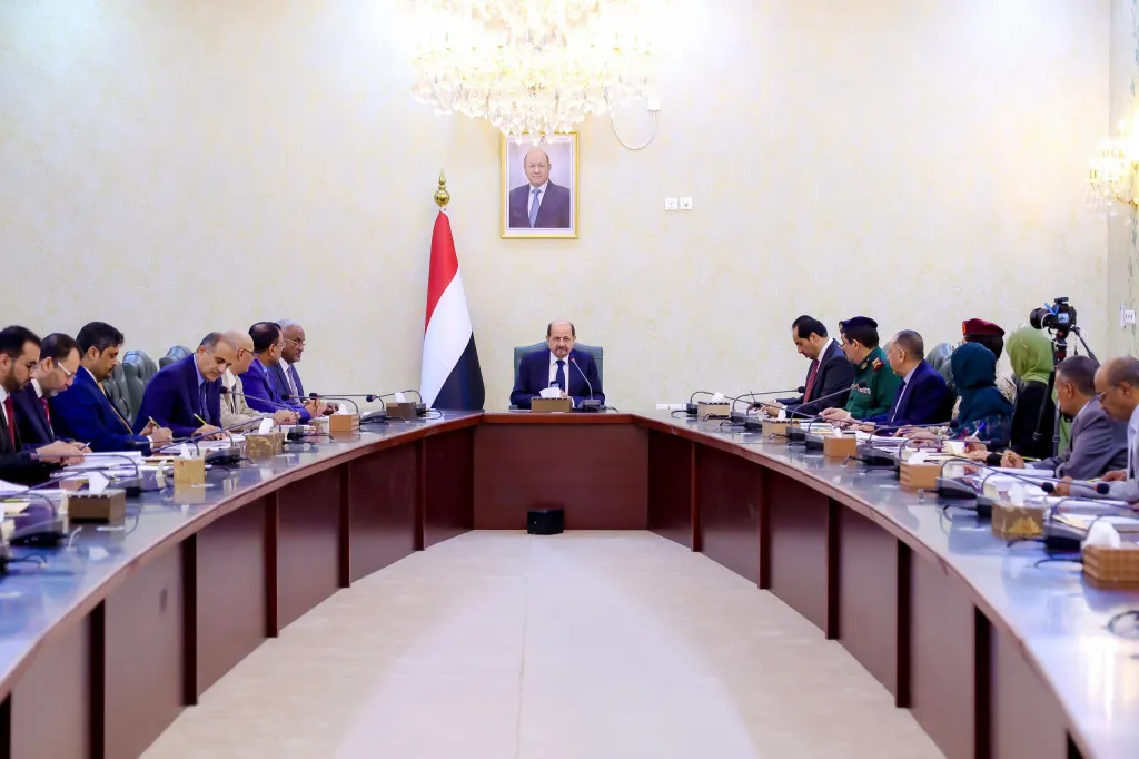 الحكومة تراهن على الموازنة والإصلاحات الاقتصادية لتحسين الخدمات وتثبيت الاستقرار المالي