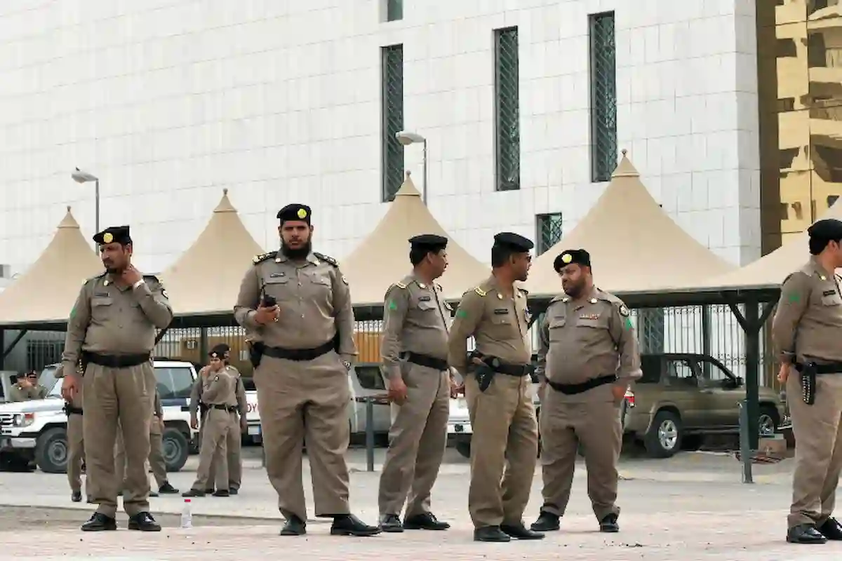 111 مخالف لنظام الحج في قبضة الأمن السعودي.. وغرامات بالملايين