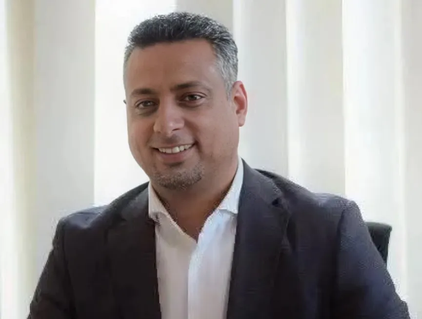 "الإصلاح" يدعو إلى كشف "شبكة الاغتيالات" في عدن عقب اغتيال القائم بأعمال مدير الصندوق الاجتماعي للتنمية