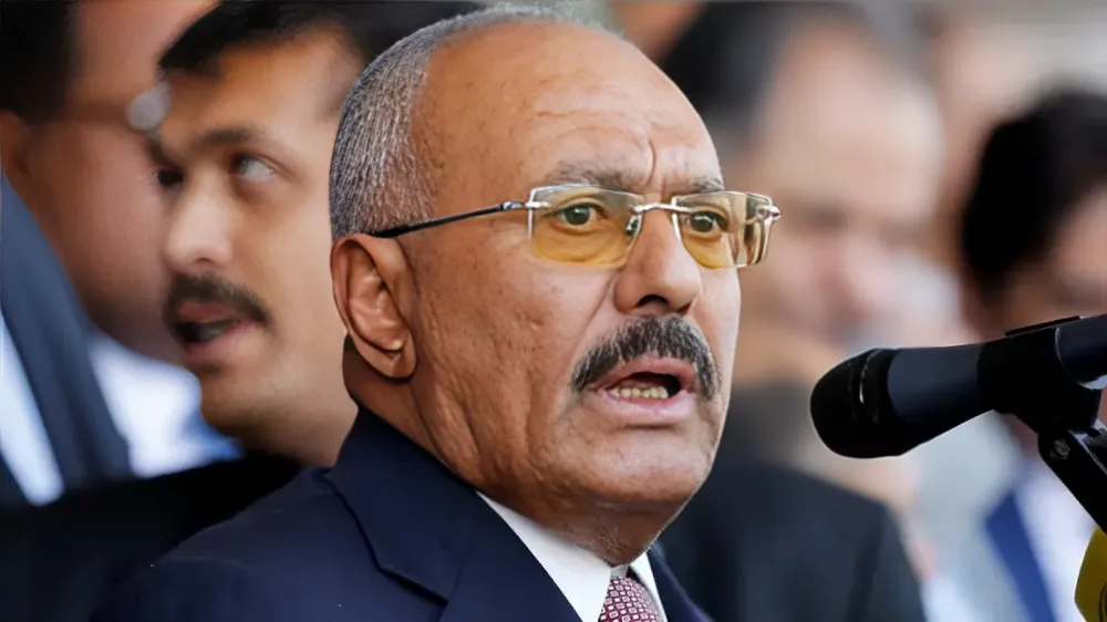 "أنا آخر رئيس زيدي".. شهادة جديدة تكشف متى بدأ تحالف "صالح" والحوثيين وكيف دفع بالقبائل نحو الجماعة؟