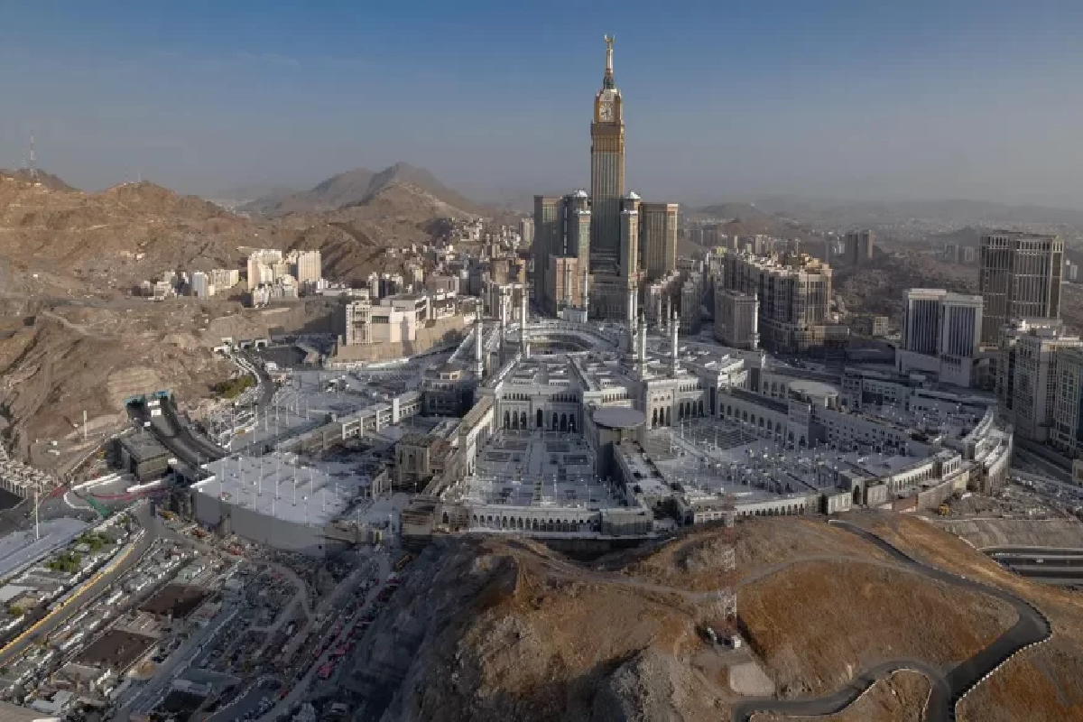 لأوّل مرة في المشاعر المقدسة: 