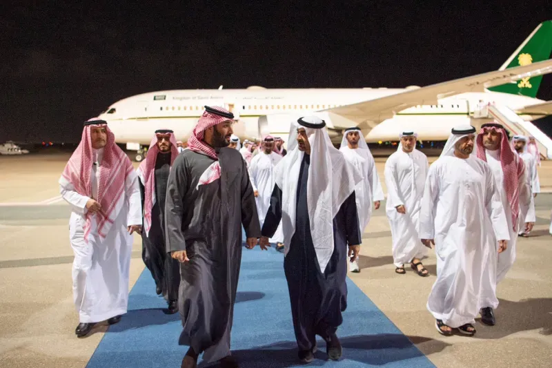 فورين بوليسي: الخلاف السعودي–الإماراتي يتصاعد وقد يمتد إلى ما هو أبعد من اليمن