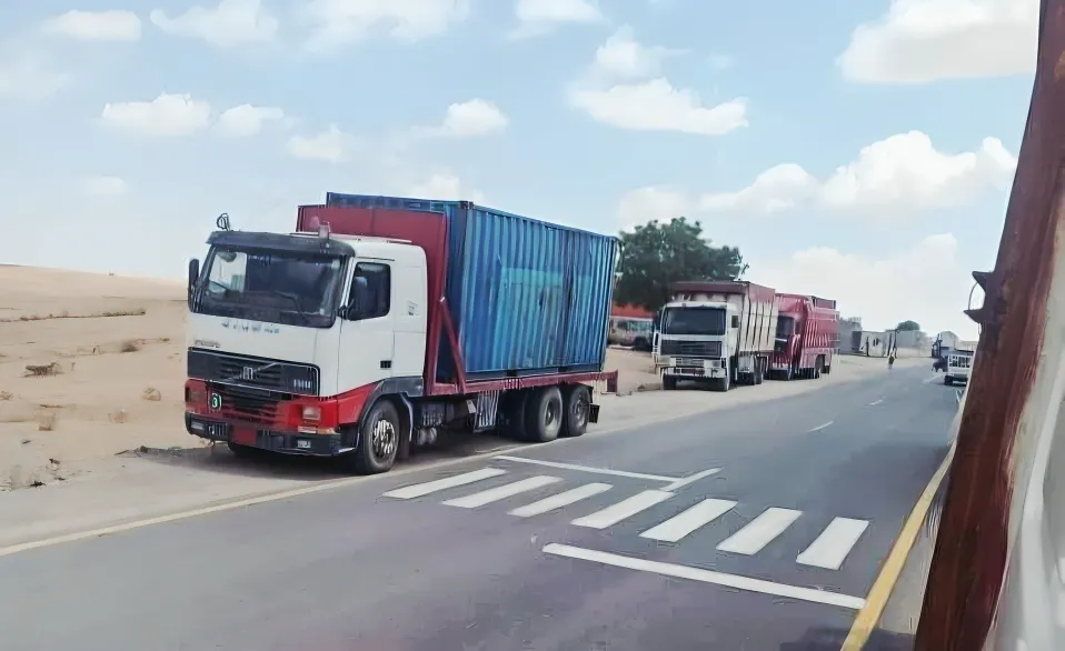 محافظ لحج يقول إنه وجّه بمنع جباية أي رسوم غير قانونية 