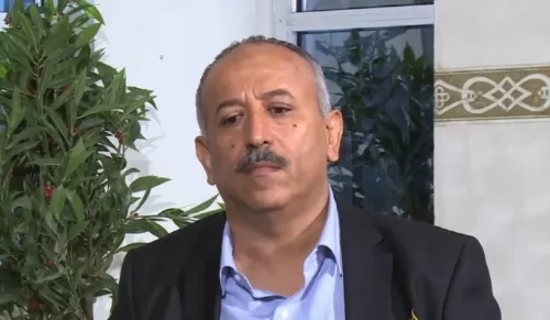 في تطابق مع تحقيق استقصائي لـ"منصة الهدهد".. محافظ تعز السابق: عائدات ميناء المخا تذهب لصالح طارق صالح