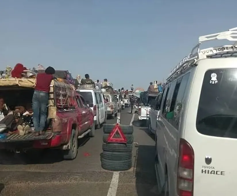 بعد سنوات من المعاناة.. رفع 3 نقاط تفتيش لـ "الانتقالي المنحل" على طريق طور الباحة - عدن