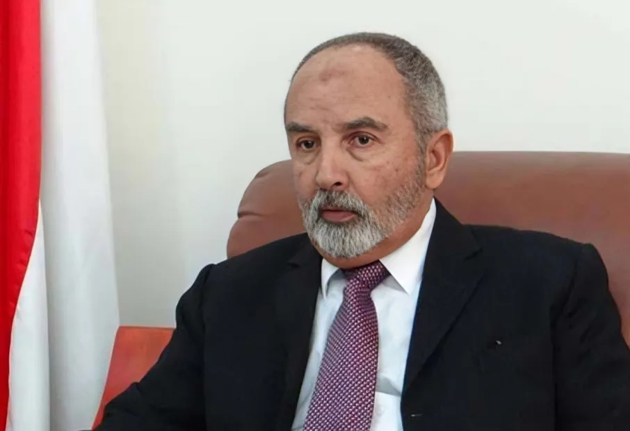 اليدومي: تنازلات الحكومة الشرعية قوبلت بابتزاز حوثي واستعادة الدولة هي المدخل لإنهاء المعاناة