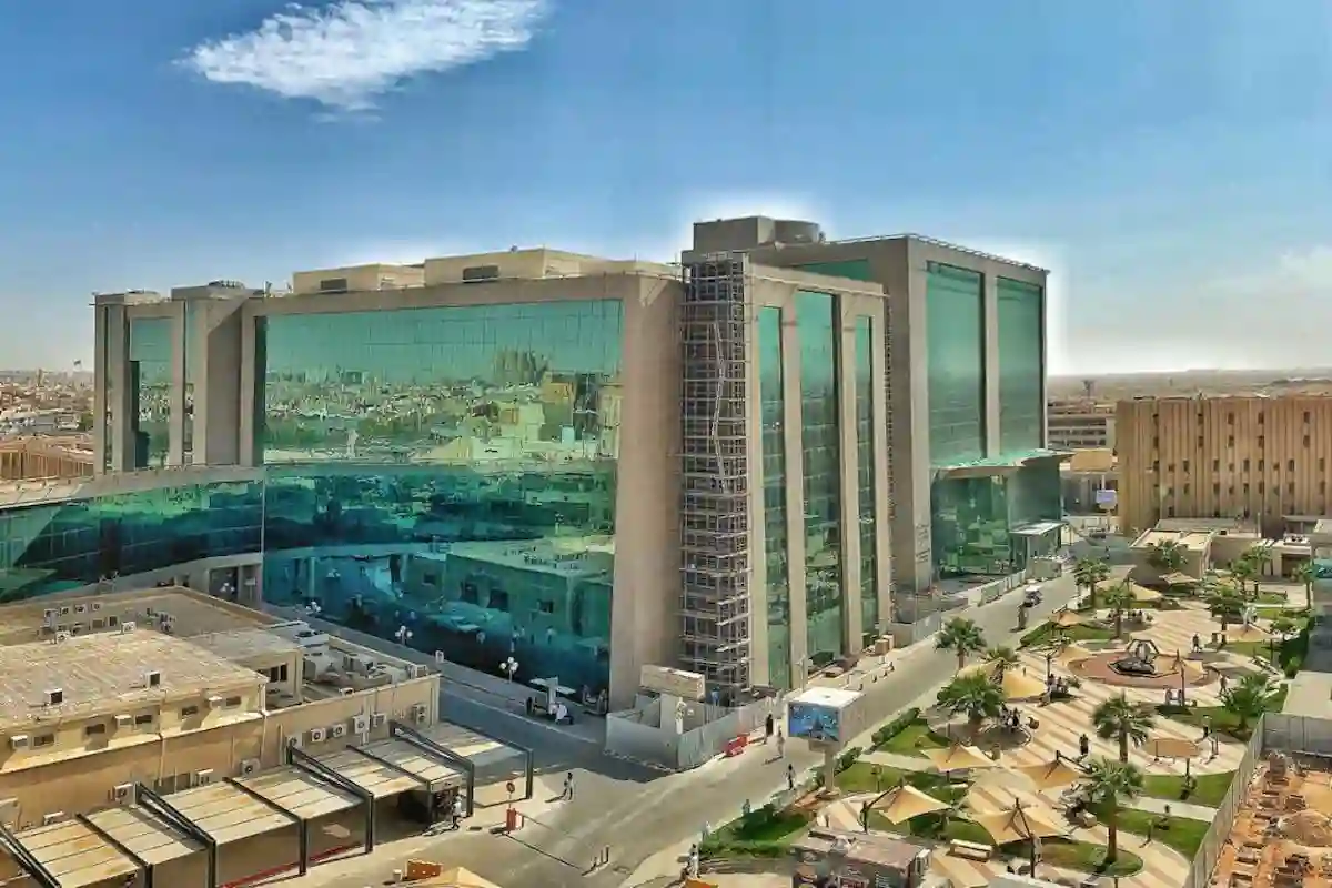 مدينة الملك سعود الطبية تفتح باب التقديم لحملة الدبلوم.. لا تشترط الخبرة!