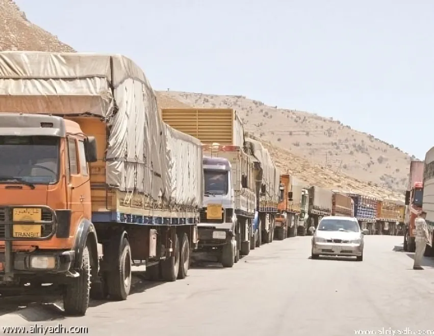 جمارك الحوثيين تنهب 120 مليار ريال سنوياً.. تنهك الاقتصاد وتُطرد رؤوس الأموال