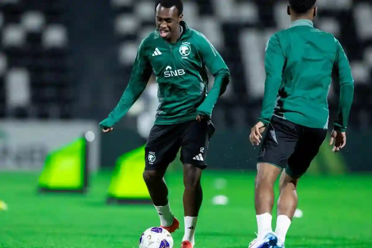  المناعي يثير القلق حول المنتخب الأخضر قبل مواجهة الصين