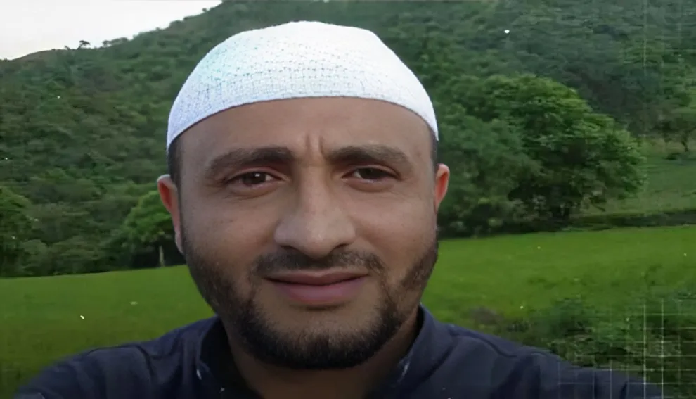 مناشدة رسمية لإنهاء معاناة مواطن يمني وأسرته في الهند.. ما قصة الشيخ الخضمي؟