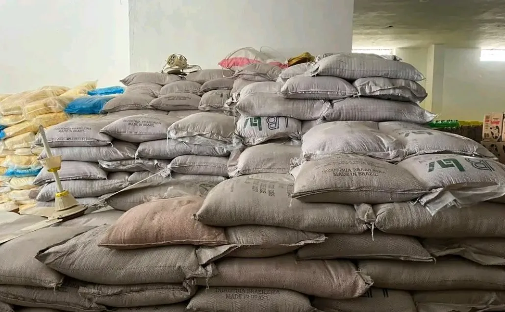 بعد جدل حول سلامته.. وزارة الصناعة اليمنية تسمح بتداول السكر البرازيلي في الأسواق