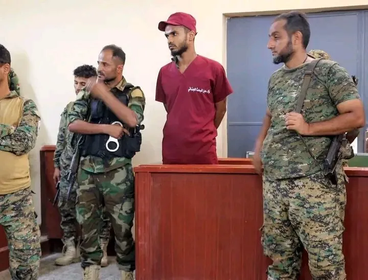 حكم بالإعدام في قضية مقتل سائق باص بعدن خلال 11 يوماً من الجريمة