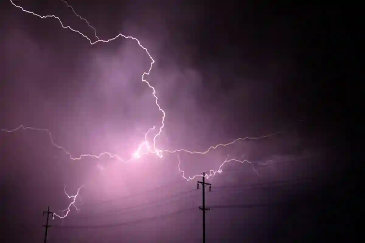 أمطار رعدية