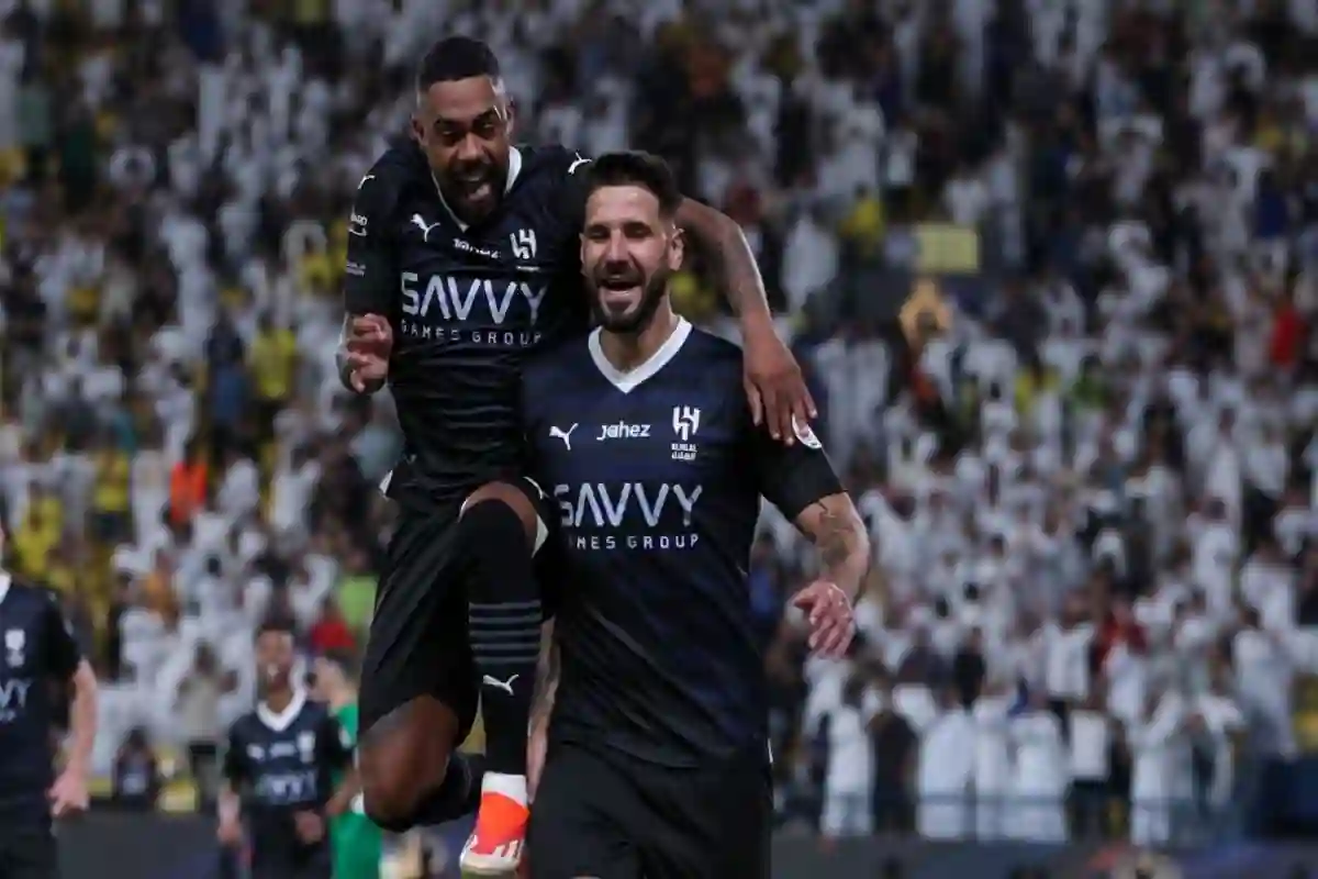 الفيفا يهدد الهلال
