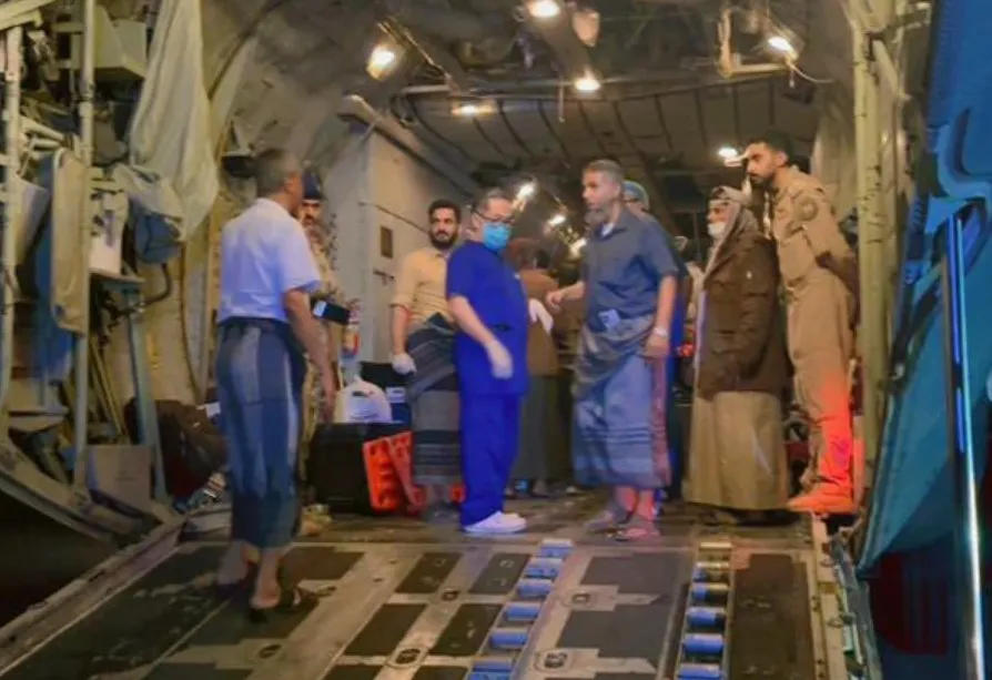 مصادر لـ "الهدهد": طائرة طبية سعودية تنقل 5 جرحى من ضحايا التفجير الذي استهدف حمدي شكري