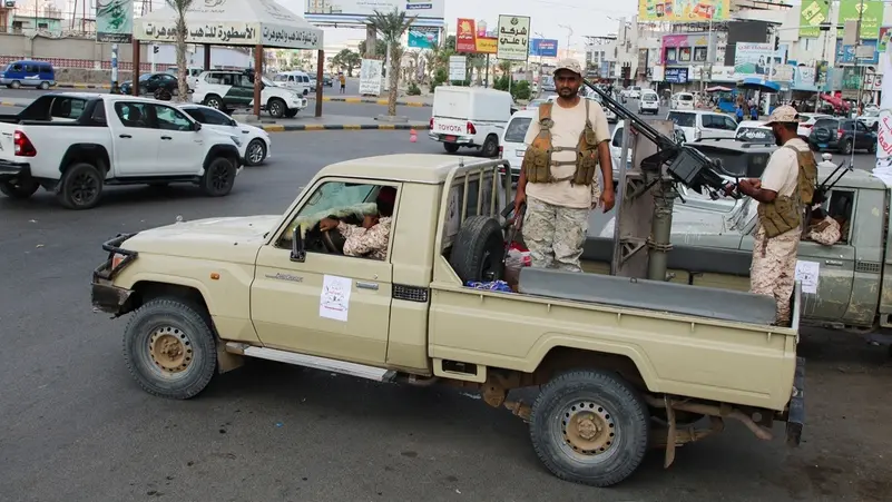 مصادر أمنية: عقبات تعرقل انتشار قوات "درع الوطن" في عدن وما جاورها