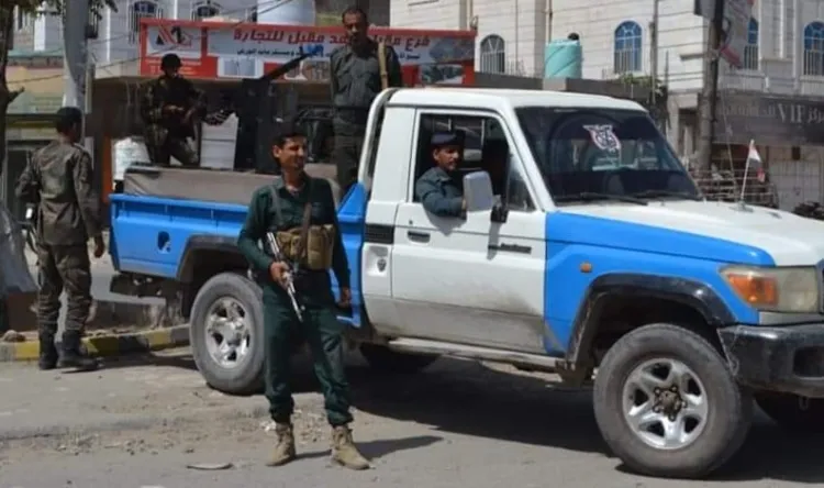 شرطة تعز تضبط 5 مشتبه بهم في مقتل طالب الإعلام عبدالصمد القاضي