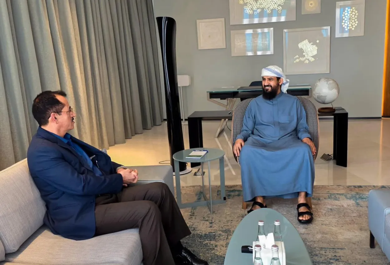 المحرّمي يطّلع من وزير الدفاع على جهود إعادة هيكلة المؤسسة العسكرية