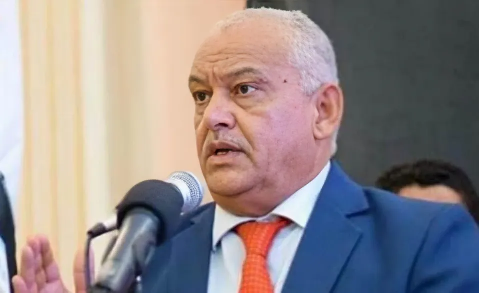 بلغة تمرد وتحد.. الوزير المقال "الوالي" يدعو من الرياض لحشود 4 مايو دعماً للانتقالي "المنحل"