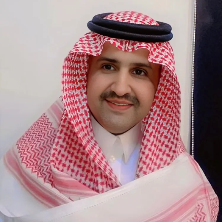 كاتب سياسي سعودي لـ "الهدهد": ما قام به التحالف تصحيح والعليمي مارس حقه الدستوري