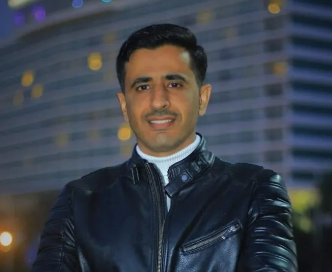 بين عدن وسنغافورة ومحمد الحبشي